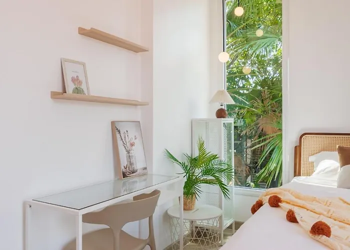 Villa 曼谷市中心四卧室泳池别墅 Bangkok